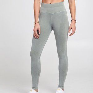 NUX Active One by One Compression Legging in Hidden Green size X-Small Yoga Pant